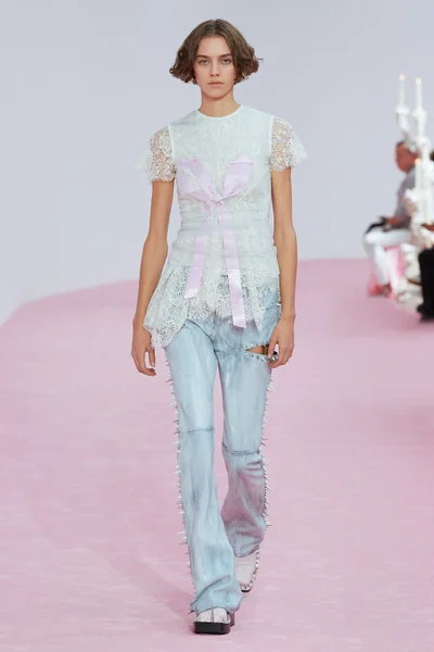 Look 4